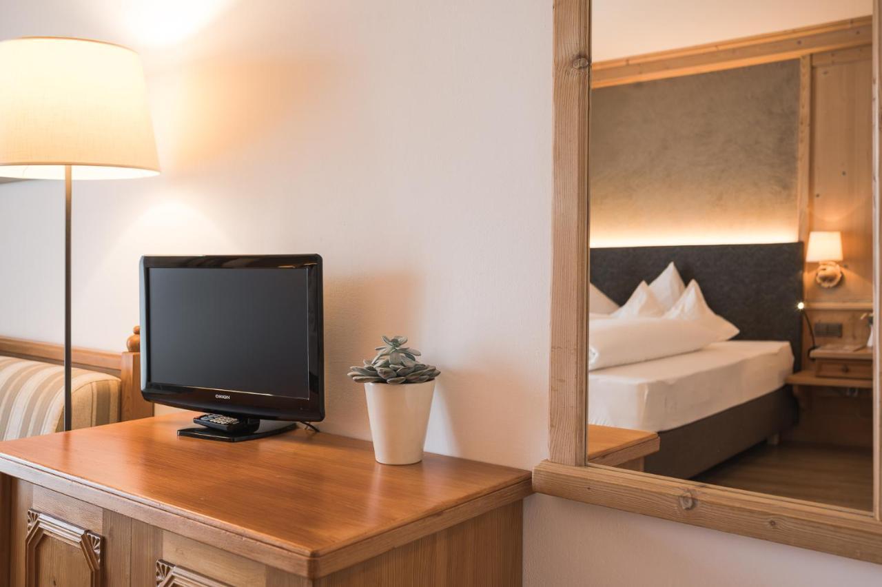 Hotel Alpenhof Тіроло Екстер'єр фото
